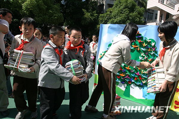 5��8�գ����ݽ����WԺ�ڶ�����С�W��ͬ�W�ڰ��\��o�ą^���ӂ�������