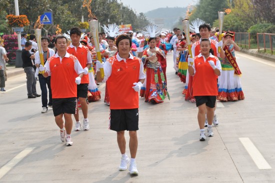 �D��-��11��ȫ�\(y��n)��(hu��)����F�݂��f���f���(d��ng)�H����ɫ