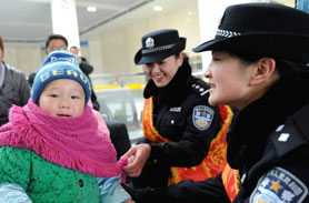 �؄e�Pע�����\����