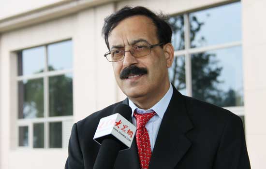 ���L�ͻ�˹̹�����հ�������ä�ؕ�