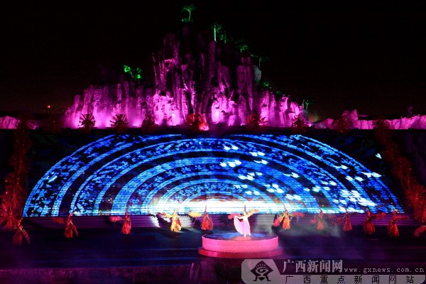 �����ݳ�����ɽ��ˮ�� �����ʬF�R�ʼtɫ�Ļ�