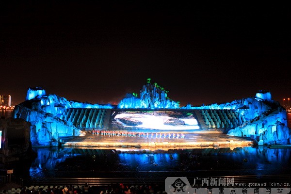 �����ݳ�����ɽ��ˮ�� �����ʬF�R�ʼtɫ�Ļ�