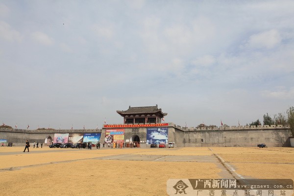 �R�ʇ��HӰ�ǣ�������H���^���c���e�ĉ�(m��ng)��֮��