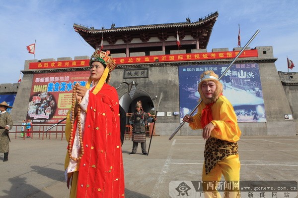 �R�ʇ��HӰ�ǣ�������H���^���c���e�ĉ�(m��ng)��֮��