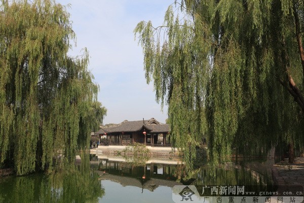 �R�ʇ��HӰ�ǣ�������H���^���c���e�ĉ�(m��ng)��֮��