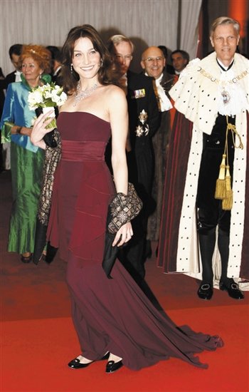 �⽻�L����һ���˳��L������ܛ���� �������Pע