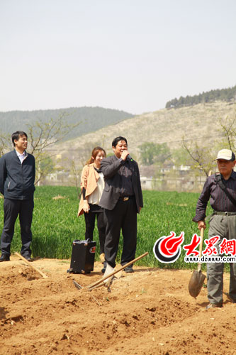 ��һ��ӛ������ֲ��F��