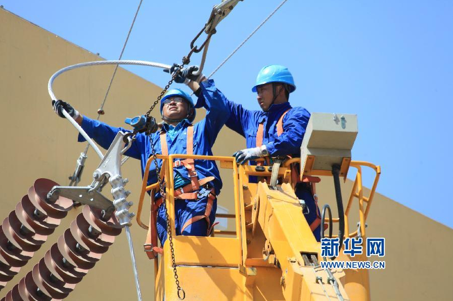 5��13�գ����Wɽ�|��ī�й�늹�˾ʩ���ˆT�ڌ���·�M�и�Ӹ��졣���A��l