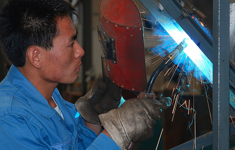 5��2�գ������d�I(y��)��܇������޹�˾��܇�g�����������a(ch��n)������܇�ױP���M(j��n)��2014�꣬ԓ��˾��܇������γ��㣬�Mؓ(f��)���\�D(zhu��n)��