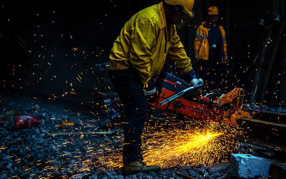 �����ػ𻨡����m���������O��Ҫ���F·���O����ƴ���^�𡣔zӰ ���Ĵ� �Ԓ��18560271213.jpg