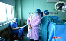 conew_4��25�����磬���xͩ��һ�_�p̥���g(sh��)ǰ�����ڴ�߅��̤��������P(gu��n)���g(sh��)���ϡ��󱊾W(w��ng)ӛ�� ���L�� �R���K �z.jpg