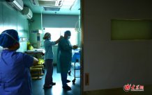 4��25�����磬���xͩ�ڞ�һ�_�p̥���g(sh��)����(zh��n)�䡣�󱊾W(w��ng)ӛ�� ���L�� �R���K �z.jpg