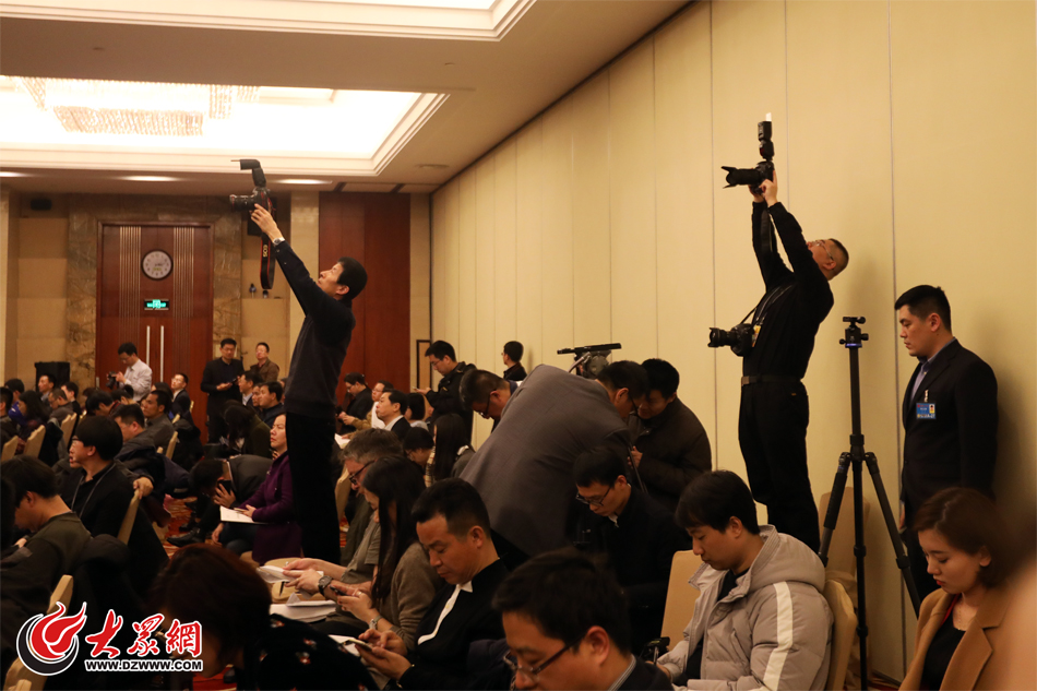 04���zӰӛ�ߠ���ռ�I(l��ng)�Ƹ��c�������� �z��.jpg