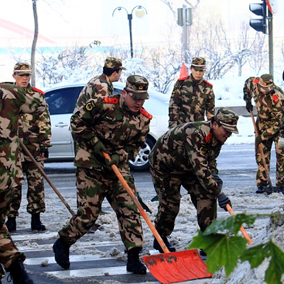 �侯��ʿ����ɐ۵���