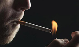 煙民的福音——喝葡萄酒可預(yù)防肺癌