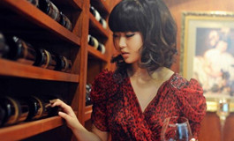 喝紅葡萄酒可調(diào)節(jié)女性痛經(jīng)