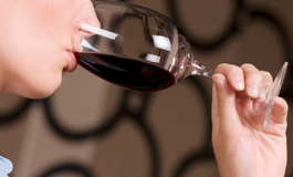 助力消化 紅葡萄酒有奇功