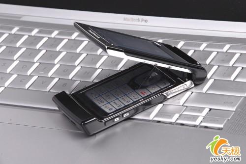 超薄時尚諾基亞鏡面翻蓋智能N76評測(10)