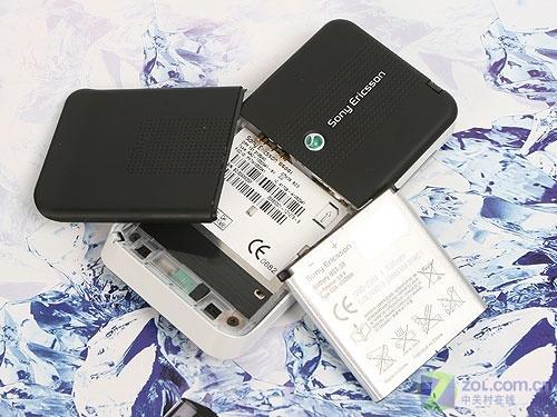 時尚手機新教主 滑蓋炫燈索愛S500i評測 時尚新概念索愛超薄滑蓋機S500i評測(4)