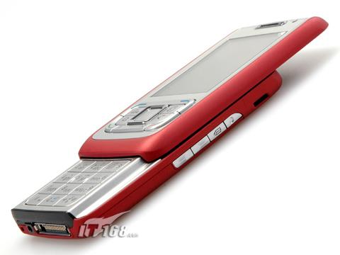 完美結合諾基亞商務滑蓋機E65評測