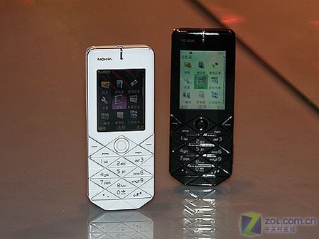 時尚潮流諾基亞九款新品手機(jī)圖賞