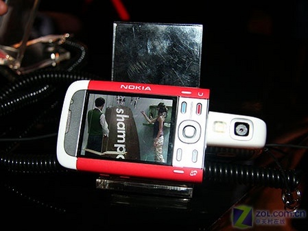 時尚潮流諾基亞九款新品手機(jī)圖賞(2)