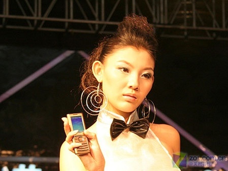 時尚潮流諾基亞九款新品手機(jī)圖賞(3)