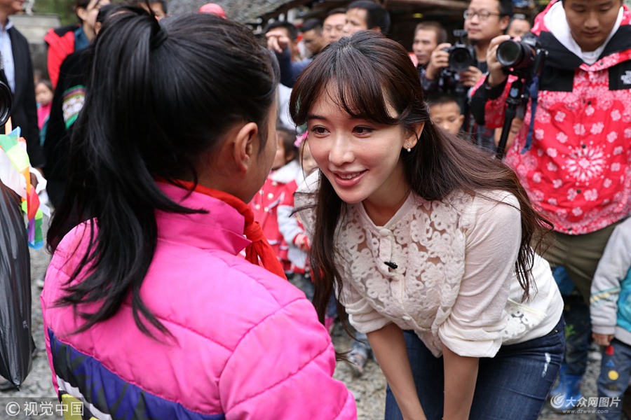 2018��10��22�գ��F�ݣ��_��Ӱҕ������־��Ůʿ�����F��ʡ��ƽ�h�p��悸�����կ�����L�鿴����С�W��־����֮�ҡ��Ŀ������С�W�W������ǣ��䌍��r��