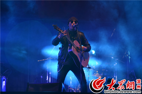 ����׌�ˮ����l(xi��ng)����������(ji��)��Ļ ����ʢ������ȫ��