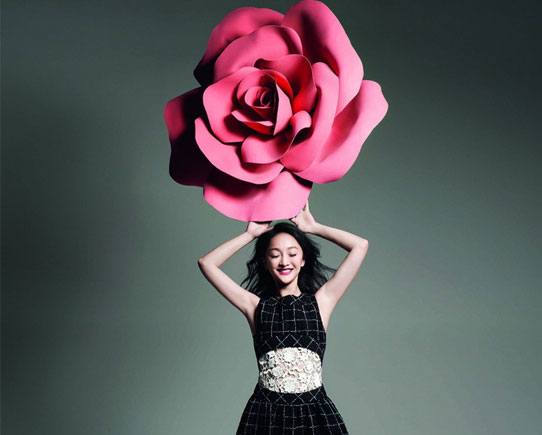 ��ǰ����Ѹ���ϡ��t�㡷�s־�����꿯����������������Ѹ�����������ˣ�͸��һ�ɝ��Ĵ��՚�Ϣ��