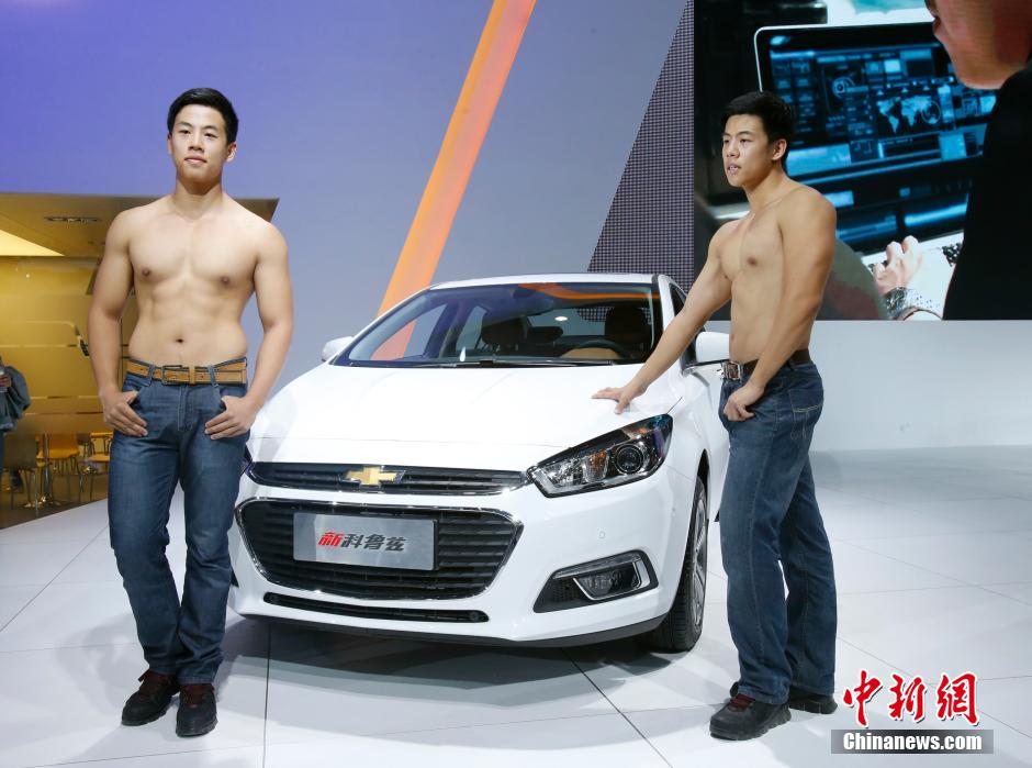 10��16�գ�������ģ������h���H܇չ�����ñ����v����^�����գ���ʮ�����h���H��܇չ�[������h���H���[����¡���e�С�܇չ��300��҅�չ�S�̡�80������܇Ʒ�����ࣻ܇չ�F����܇�l�����װl�������_60��