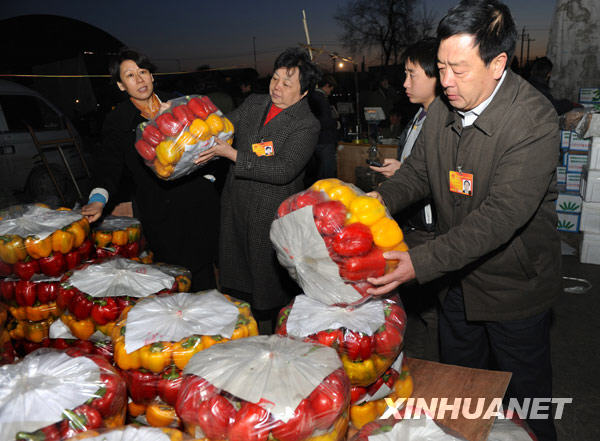 3��12�գ�ȫ���˴���턢���ģ���һ�������y�㣨�������ţ��������һ���ڱ����°l(f��)�����l(f��)�Ј��鿴һ�N�o���������İ��b��