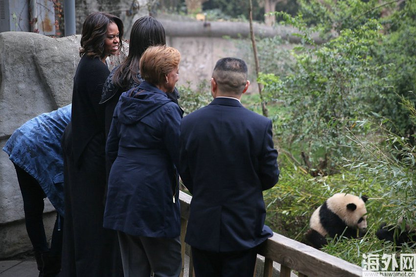 26������10�r�S���������y(t��ng)�W���R������Ъ��������ĸ�H�Լ��ɂ�Ů��һ�����M�ɶ�����؈�����о����أ��c�����ѾõĴ���؈����һ���H�ܽ��|��