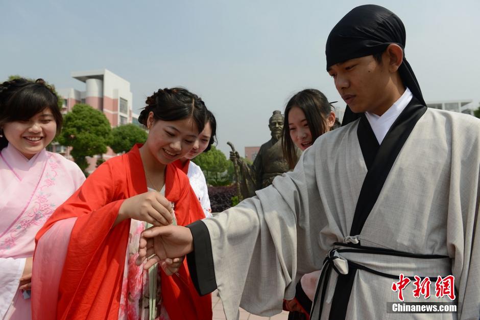 �D��W�����F����ʾᘾ������A�� �z