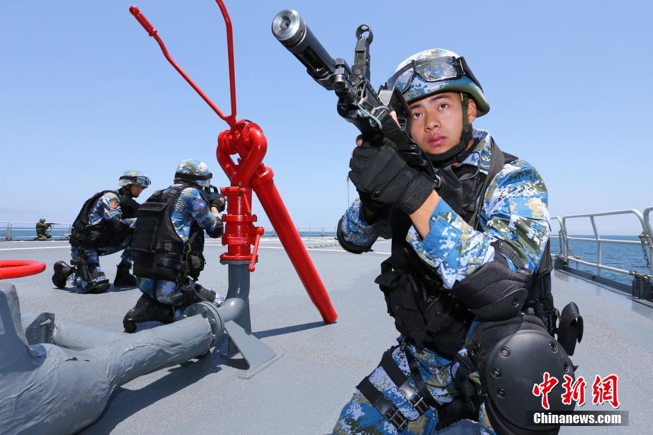 5��23�գ��Ї���܊�ؑ�꠆T��Сͧ������ȡ����ٳִ�������