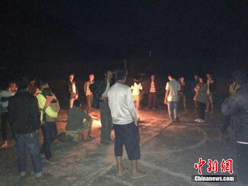 �D�龰�ȿh�����l����壬�����ѽ������⣬�����������ѣ���Ƭ���䡣