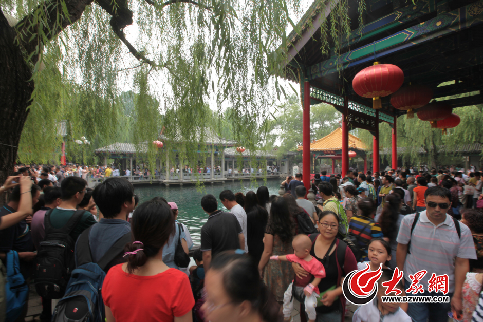 9��5�գ���9.3��С�L�����һ�죬������ͻȪ���@���ο�ӿ���糱�����죬��ͻȪ����ˮλ�q��28.28�ף��߳�28.15���Sɫ���侀13���ס��󱊾Wӛ�� ���L�� �z