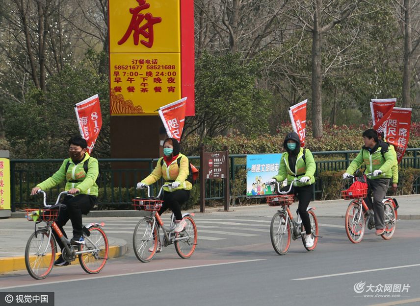 3��5����ɽ�|ʡ��(j��)�������S̎��Ҋ��Ħ�݆�܇�ɞ鲻������Gɫ���е����x��ͬ�r(sh��)һЩ��؜�t��ռ�ô���Ħ�݆�܇������׃�����Լ��������a(ch��n)Ʒ�����r(ji��)�������͂��ˆT�T܇�����a(ch��n)Ʒ��