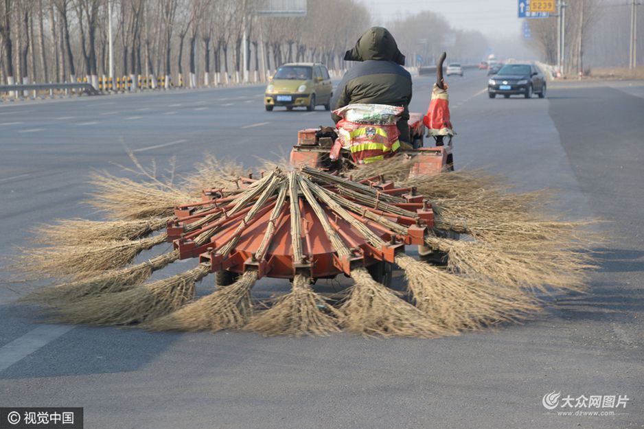 ���գ�һ���h(hu��n)�l(w��i)�����{������C���R·������ɽ�|�I��һ�l��·�����I(y��)��