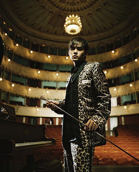 �ܽ܂��Ɋʘ�Ȧ��ʸ֮��