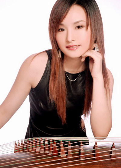 �Ź~��Ů�Ν��_���@�󪄳ɞ�ȵص�һ��(�D)