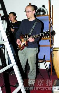 �]Ψ�F�ڳ��˵��ư��ݳ��������ϛ]�Єe�������Դ���D�������R��ԭ�Ͷ�����Ϻ��ݳ��F����