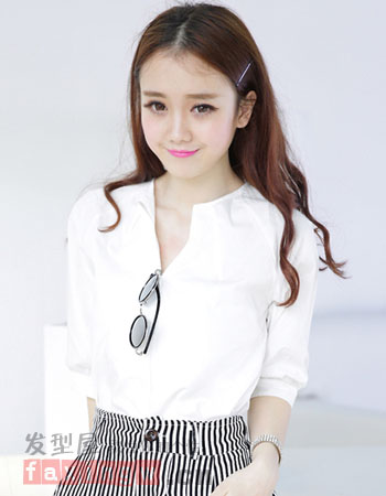 155С��(g��)��Ů���l(f��)�ʹ��¼��� �ɐ���Ů�p���b��