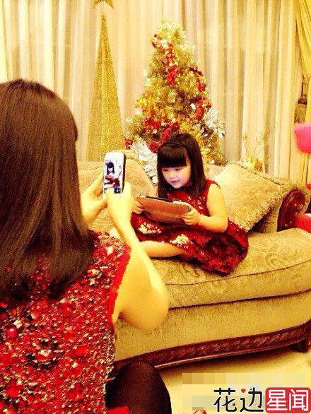 ��Ԋ�g���·���PK�������Ů�L ����Ʒζ���~һ��