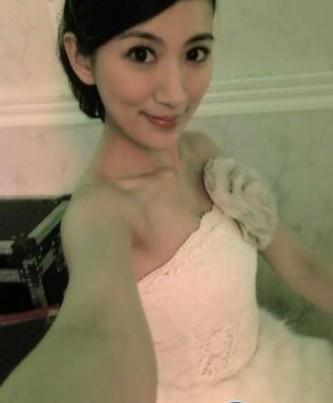 ŮģײĘ��־�� Kimi�°l(f��)��ײĘ����怣��M�D��