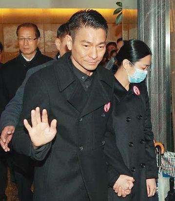 �����A���ޞ�Ů��ُ��rͯ�b һ�lȹҪ�r8ǧ