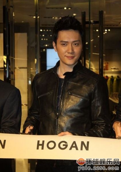 �T�B�����ҽ�10�| �ʘ�Ȧ��ز�¶�ĸ�������(�D)