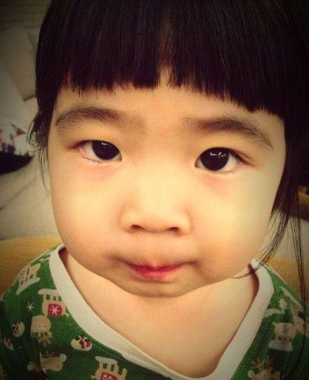 ���ְ�2���ܸ�Ů��ײĘϞ�PС�� �cKimi�H���f���ع�