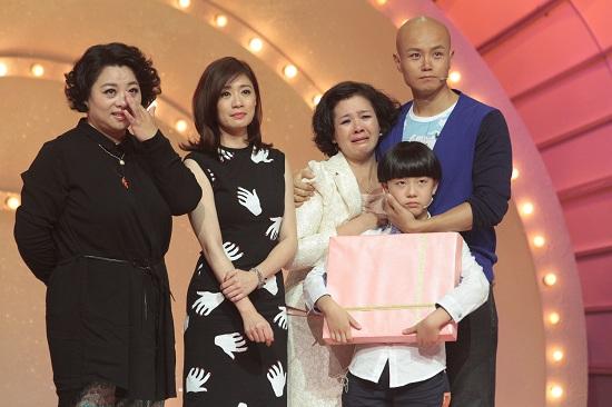 �Z�o���cǰ���ƽ��̎����(d��ng)�l�� ��Ů�������ĽY(ji��)